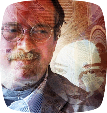 T Newfields : Autoportrait